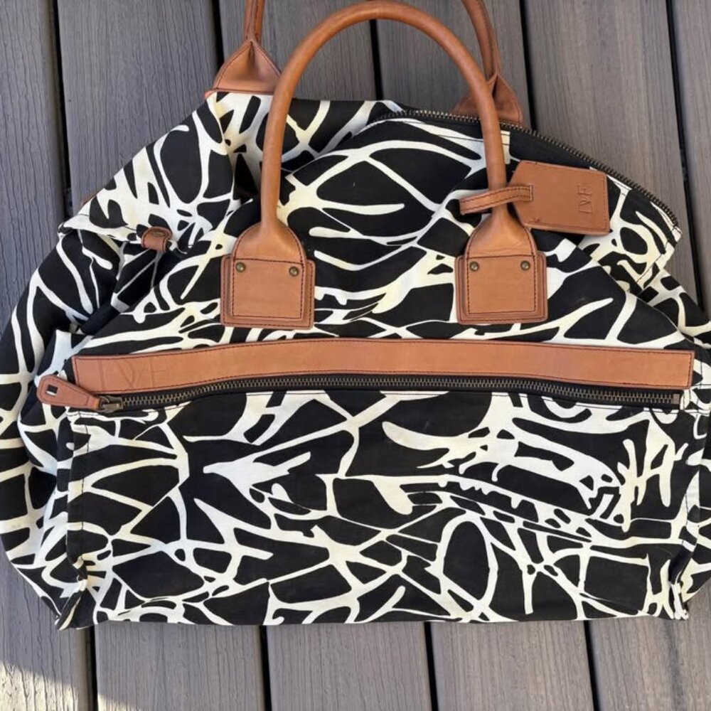 Diane Von Furstenburg Tote Duffle Bag Canvas Suit Case Large Zip Soft Sided